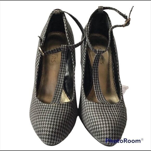 Bakers Cab Fare Houndstooth Wedge Pumps - Picture 3 of 7